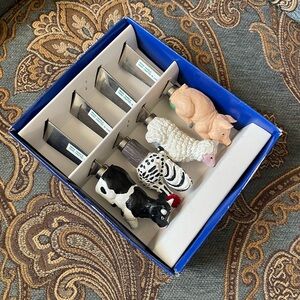 Farm Animal Spreaders